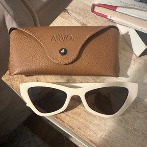 Women's Beige Sunglasses with Case